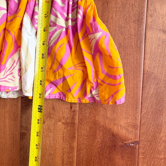 Flying Tomato x Anthrolopogie Abstract V-Neck Peplum Top M - Picture 8 of 13